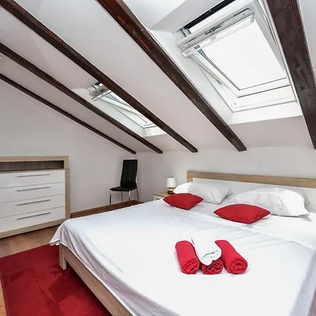 Apartment Baricevic Daire