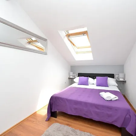 Apartment Baricevic Daire
